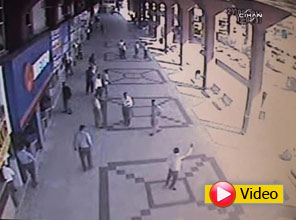 Saniye saniye saldırı anı - video