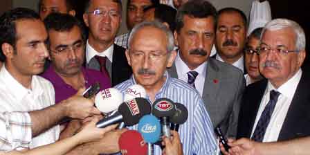 Gandi'den kuru demagoji