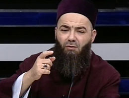 Cübbeli Hoca'dan motoru yakma uyarısı