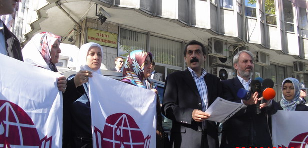 Yargıtay önünde kınama eylemi