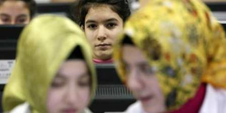 İlk başörtüsü direnişçisi