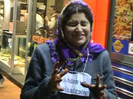 Kameraya kızınca dili çözüldü!