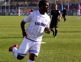 G.Saray Emenike'de geri adım attı