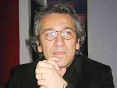Can Dündar'dan dünyanın en zor yazısı!