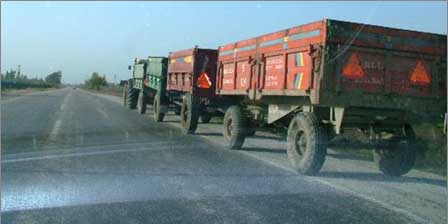 4 Römorklu traktör şaşırtıyor