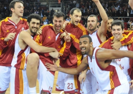 Yılın son derbisi G.Saray'ın: 67-56