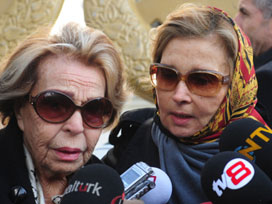 İhsan Çavuşoğlu İstanbul'da toprağa verildi.