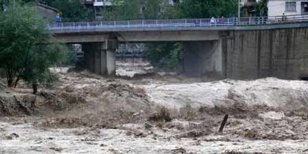 Filipinler'de sel felaketi