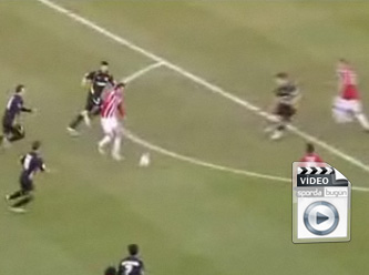 Stoke City'i Tuncay kurtardı -video