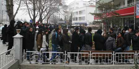 Öğrenim kredisi için kuyruk