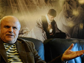 'Asıl mesele Tanrısever değil Hür Adam'