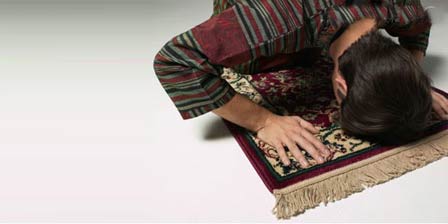 Alevi öğrenciye zorla namaz'a yalanlama