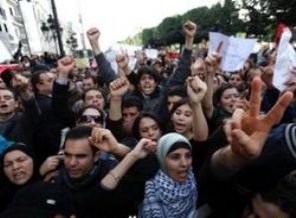 'Tunus İntifadasını selamlıyoruz'