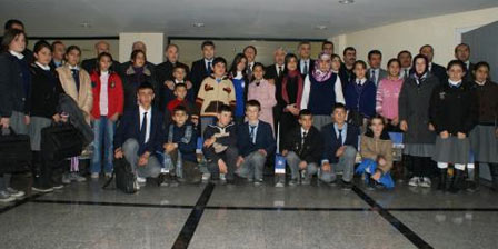 Gülen Çocuklar Projesi'ne 26 bilgisayar