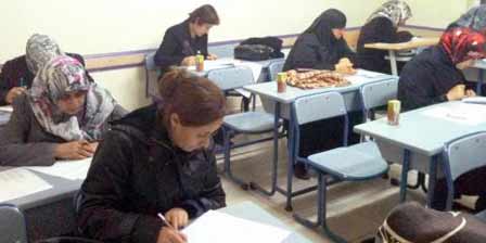 Hügem öğrencileri sınava, velileri hayata