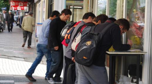 Öğrenciler bahis batağına saplandı!