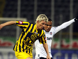 Kartal Ankara'da ağır yara aldı...