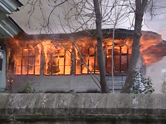Beyazıt Camii külliyesinde yangın