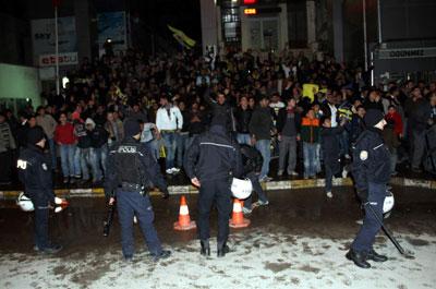 Van'da derbi sonrası gerginlik
