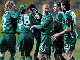 Timsah, İzmir'de Buca sporu yendi