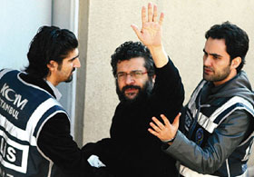 Soner Yalçın Tüm Pazarlıkları İtiraf Etti