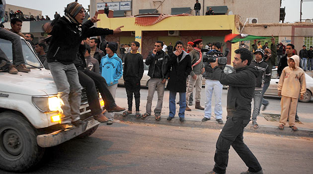 Cihan kameramanı Bingazi'de saldırıya uğradı
