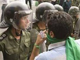 İran, 'Musevi tutuklandı' haberini yalanladı