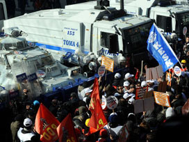 KESK: Gül, noter gibi davrandı