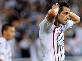 Nihat Kahveci bu sezon kayıplarda