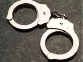 Edirnekapı metrobüsün yankesicileri yakalandı