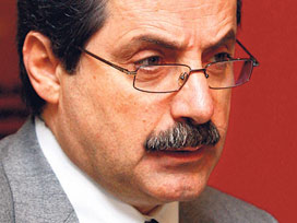 Bakan Çelik: Ülke yönetimi ciddiyet ister