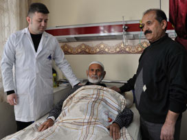 91 yaşında suni damarla ayağa kalktı