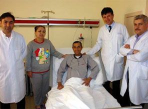 Eşinden nakledilen dokuyla hayata tutundu