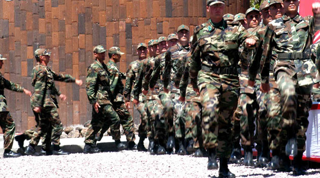 Sözleşmeli er kanunu onaylandı