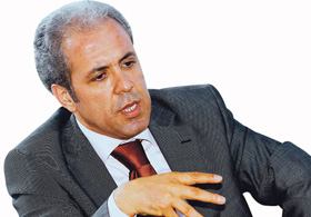 Şamil Tayyar: DALAKSIZ DÖNEĞE...