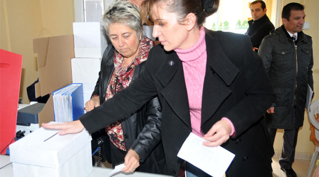 Oylarını internetten kullanmak istiyorlar