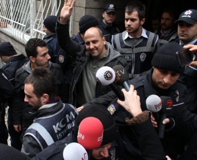 Kitabın internette yayınlanmasına inceleme