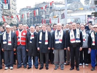 Polis ve vatandaş el ele yürüdü