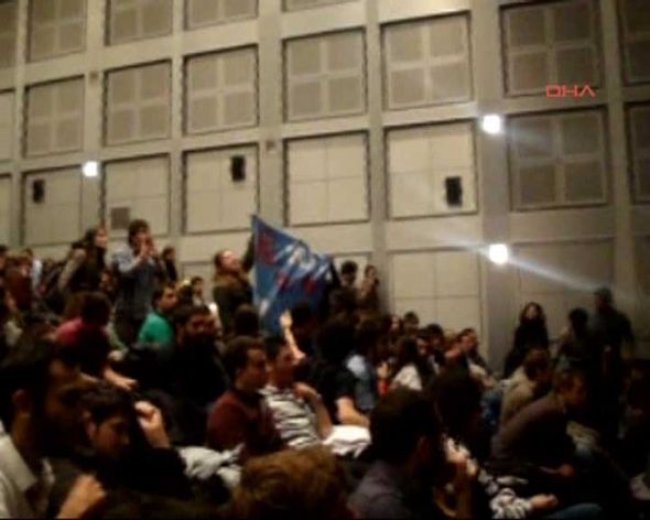 Ağaoğlu İTÜ'de protesto edildi