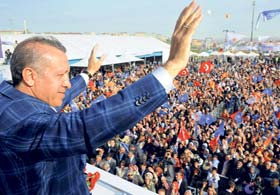 Baykal ve Bahçeli'yi KASET'le Vurdu