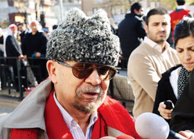 Kim Bu Gürsel Tekin?