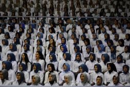 Dünyanın en büyük ilahi korosu