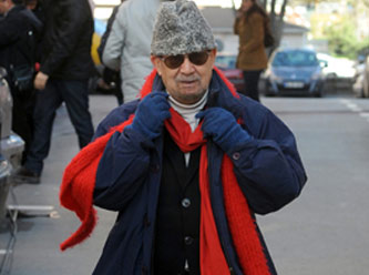 Vee Yalçın Küçük itiraf etti