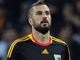 Serdar resmen Fenerbahçe'de!