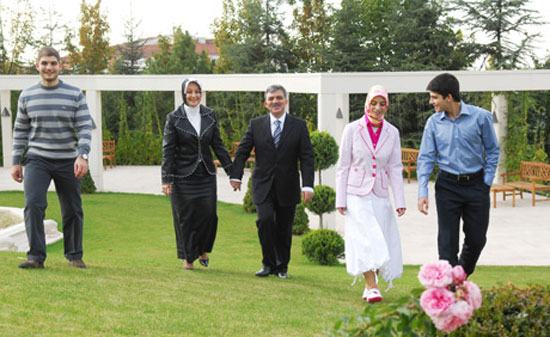 Hayrünnisa Gül hakkında