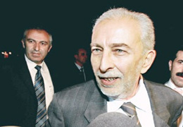 'Özkök Korkunç Bir Yalancıdır'