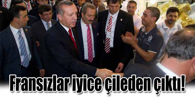 Libya ziyretine 'poz vermek' yakıştırması