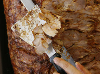 Helal sertifikalı üründe domuz eti