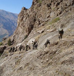 Bir asker şehit oldu