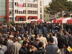 Depremzedelerin taksitleri ertelenecek